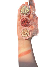 Load image into Gallery viewer, Flower Blooming Highlighters